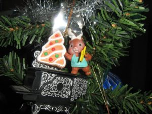 Advent Calendar of Christmas Memories #3 ~ Christmas Tree Ornaments